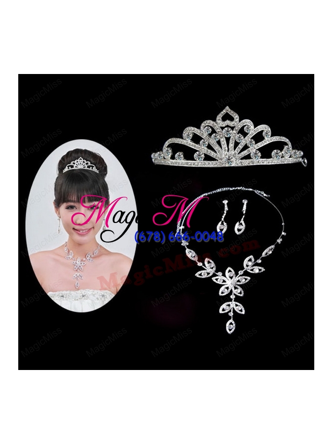 wholesale gorgeous alloy with rhinestone ladies' necklace and tiara