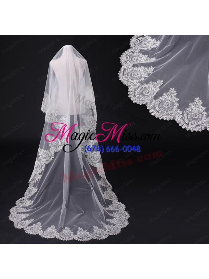 wholesale 2014 cheap two-tier white fingertip veil with lace edge