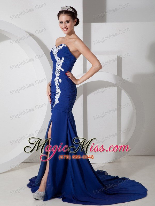 wholesale best peacock blue chiffon sweetheart prom dress with appliques and ruch