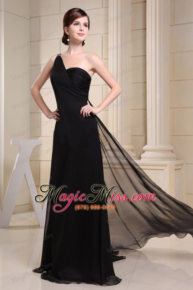 wholesale one shoulder black pron dress with brush train