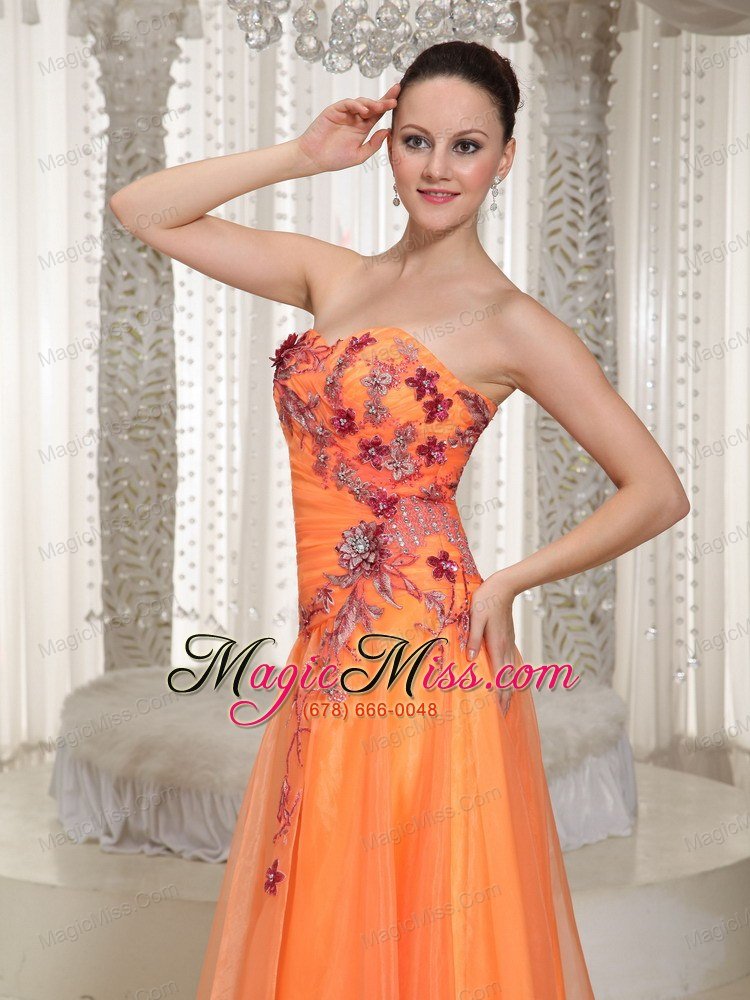 wholesale ruched bodice 2013 orange sweetheart prom dress with appliques
