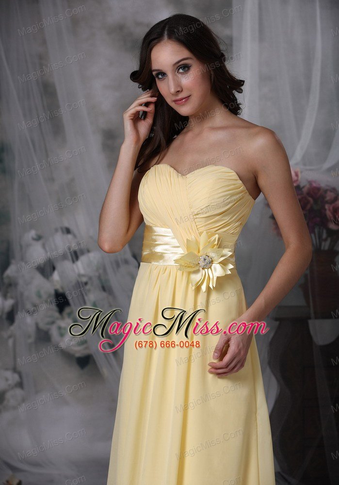 wholesale pretty light yellow cheap prom dress empire sweetheart chiffon hand made flower