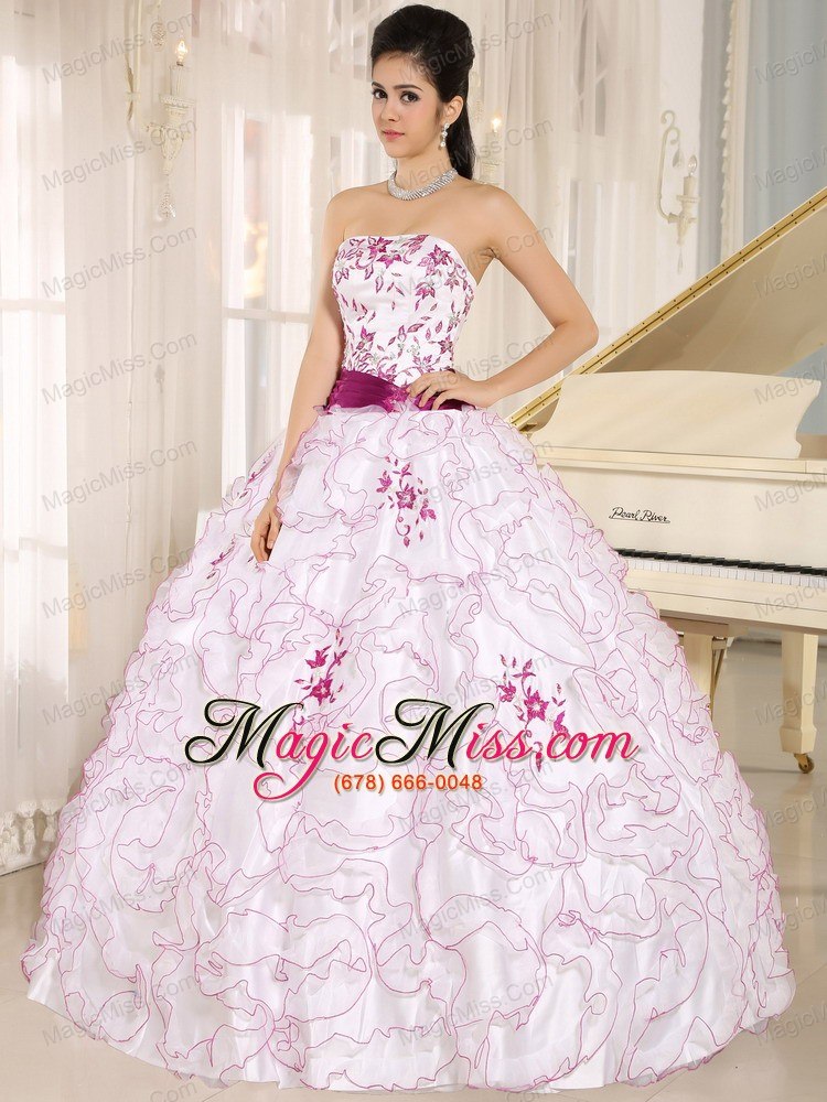 wholesale santa cruz city white organza strapless quinceanera dress with embroidery decorate
