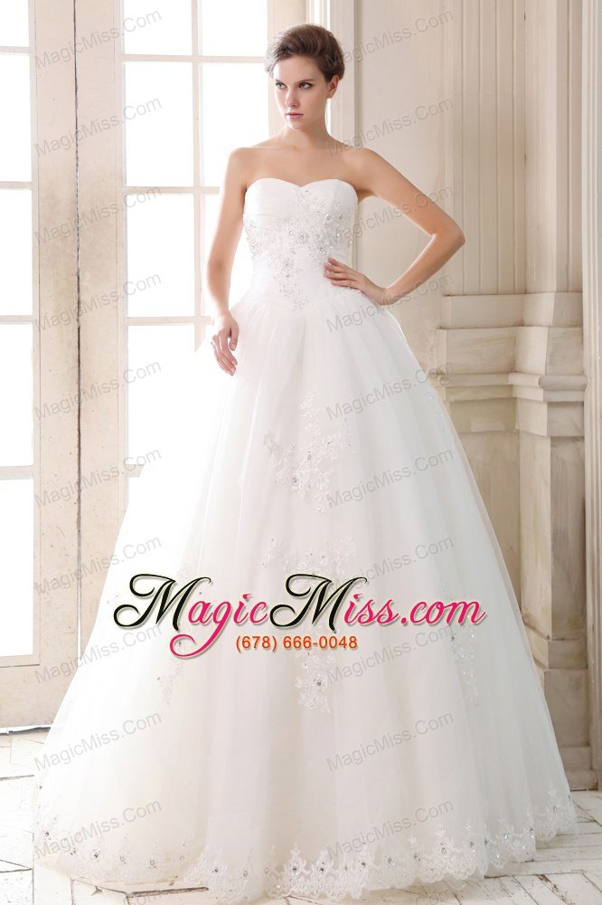 wholesale sweet a-line sweetheart floor-length tulle beading and appliques wedding dress