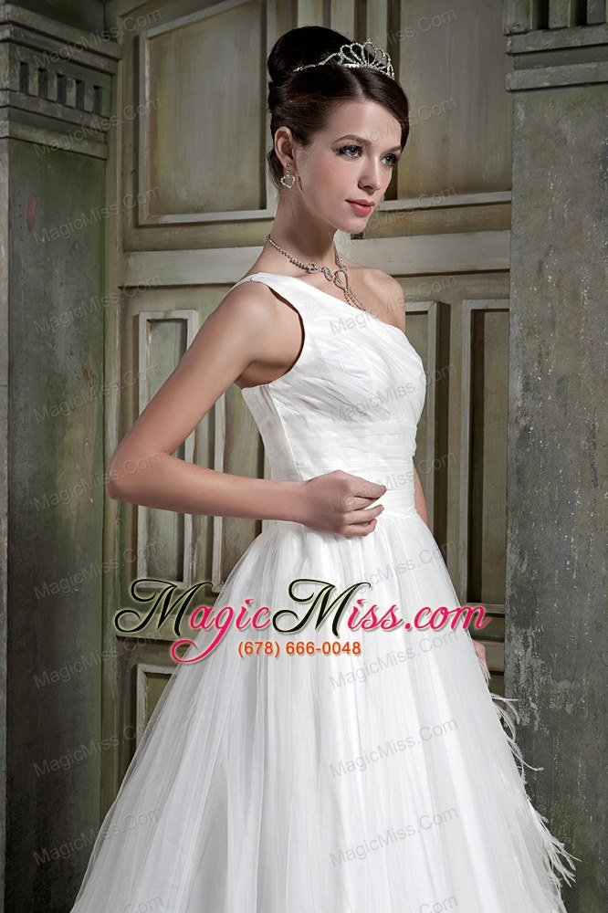 wholesale beautiful a-line one shoulder court train tulle and taffeta feather wedding dress