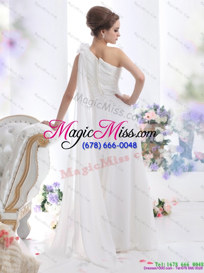 wholesale 2015 popular one shoulder wedding dress with ruching and hand made flowers