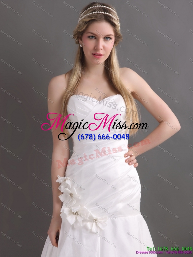 wholesale 2015 white brush train sweetheart ruching  wedding dresses with hand made flowers