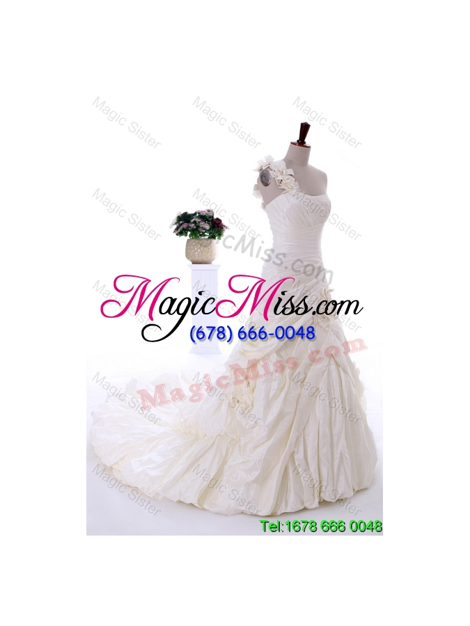 wholesale 2016 spring exquisite hand made flowers wedding dresses with brush train