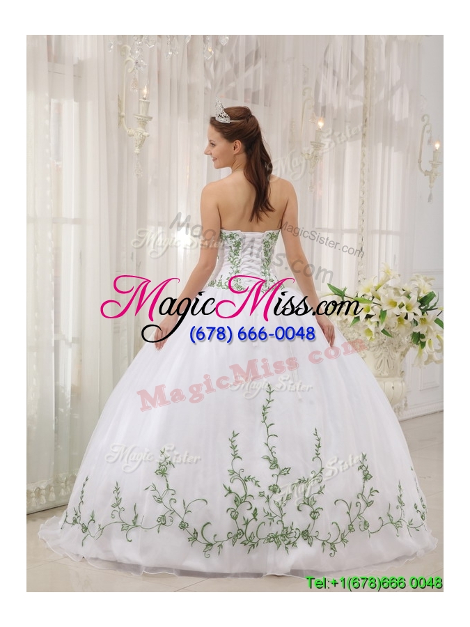 wholesale latest ball gown sweetheart quinceanera dresses with embroidery