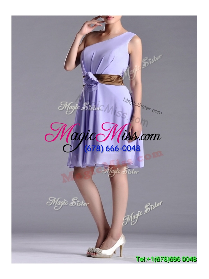 wholesale exclusive one shoulder lavender short dama dress with brown belt