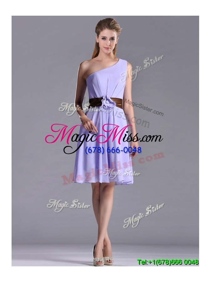 wholesale exclusive one shoulder lavender short dama dress with brown belt