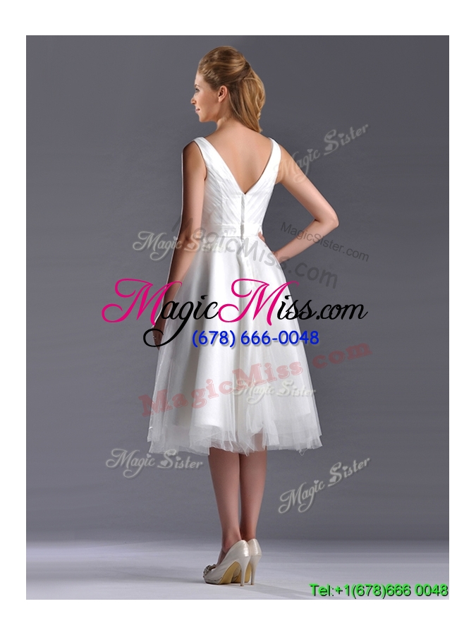 wholesale new style a line v neck hand crafted wedding dress in tulle