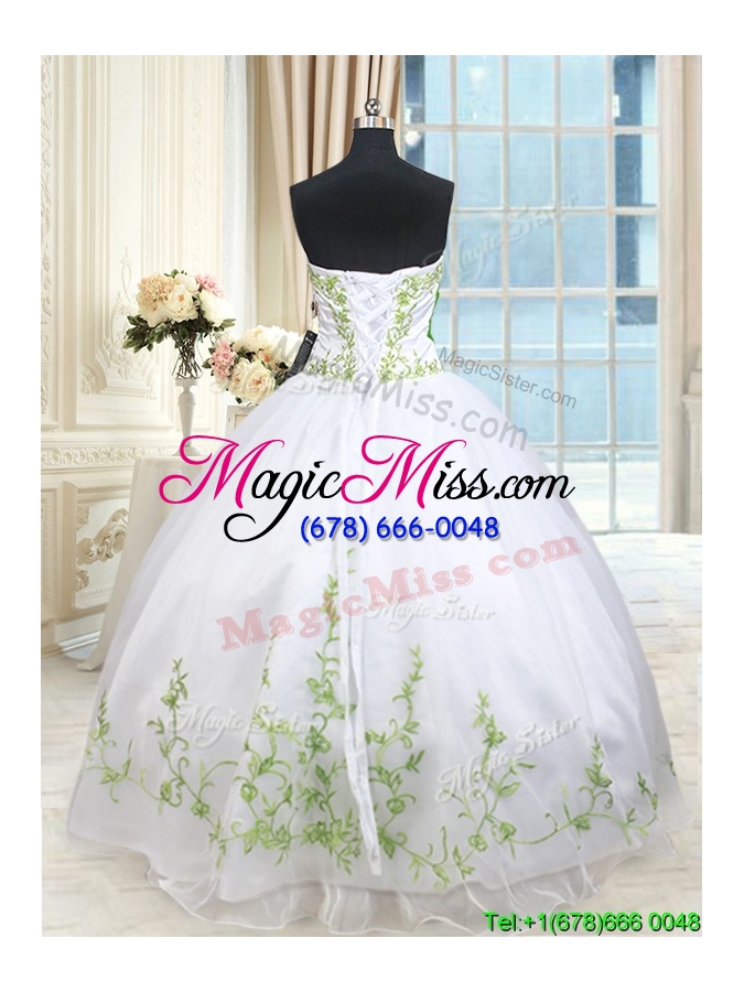 wholesale best selling handmade flower and embroideried quinceanera dress in white