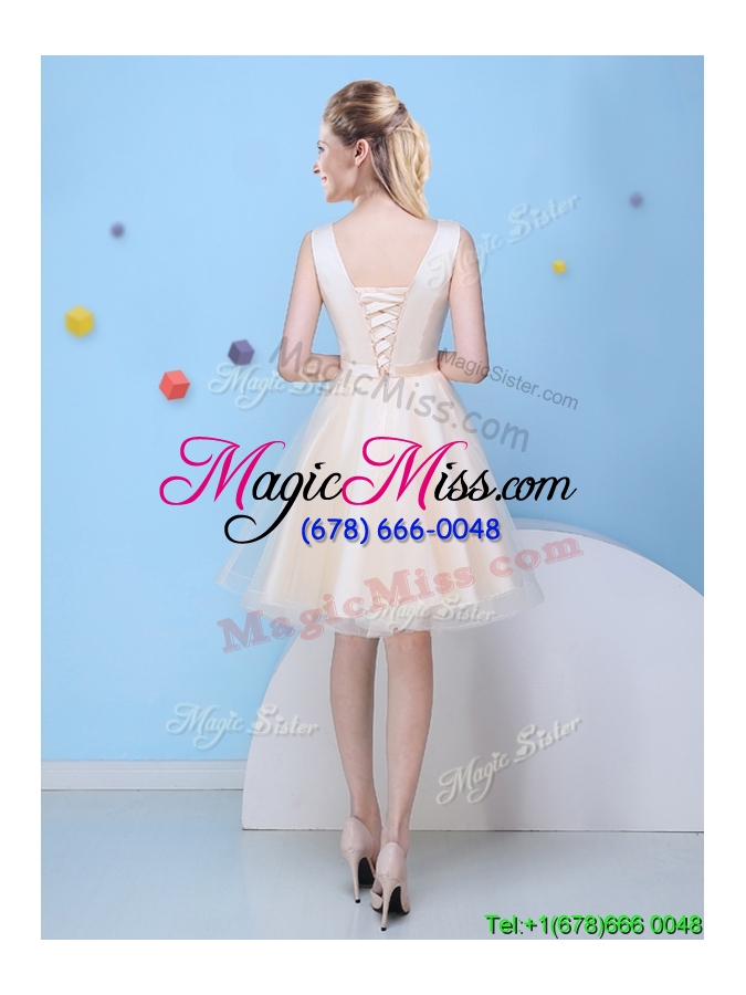 wholesale beautiful mini length scoop bowknot bridesmaid dress in champagne
