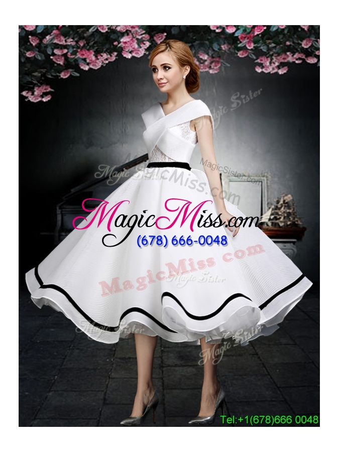 wholesale cheap v neck cap sleeves white and black prom dress in tea length