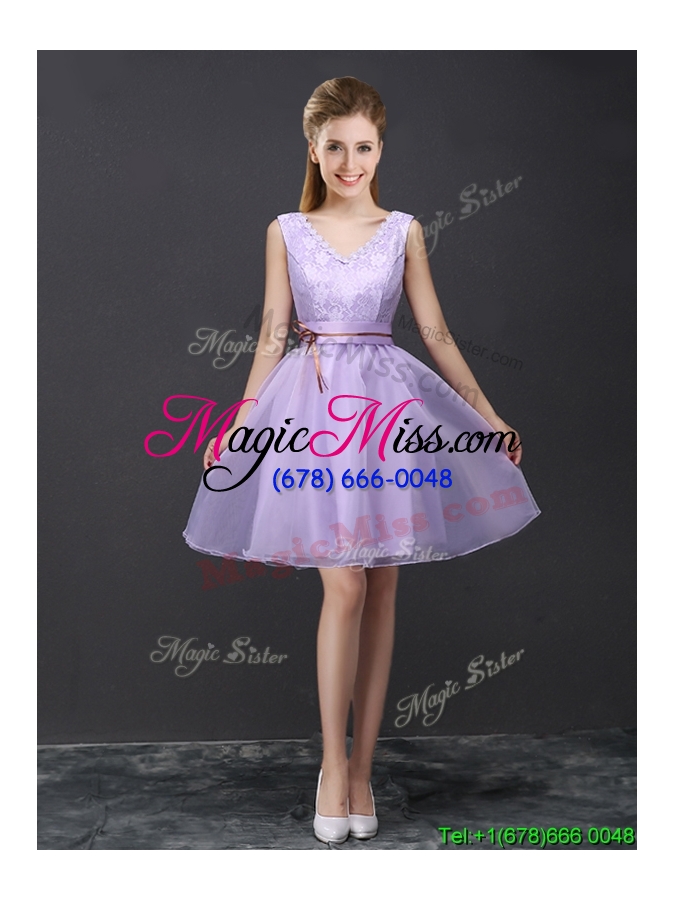 wholesale classical v neck lavender short dama dress with belt and lace