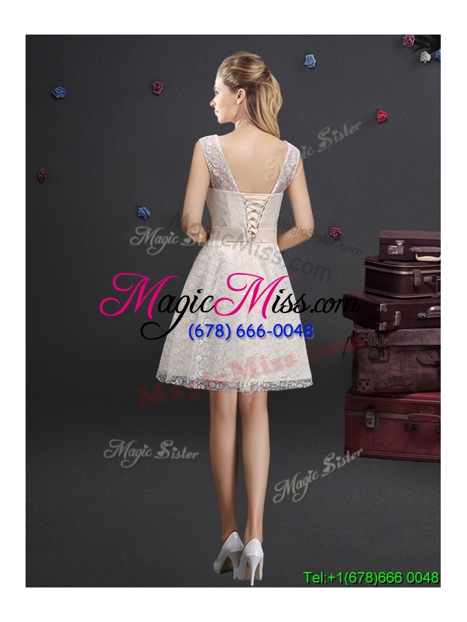 wholesale lovely see through scoop short bridesmaid dress with appliques and lace