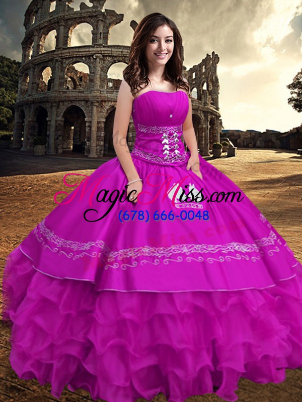 wholesale suitable strapless sleeveless taffeta vestidos de quinceanera embroidery and ruffled layers zipper