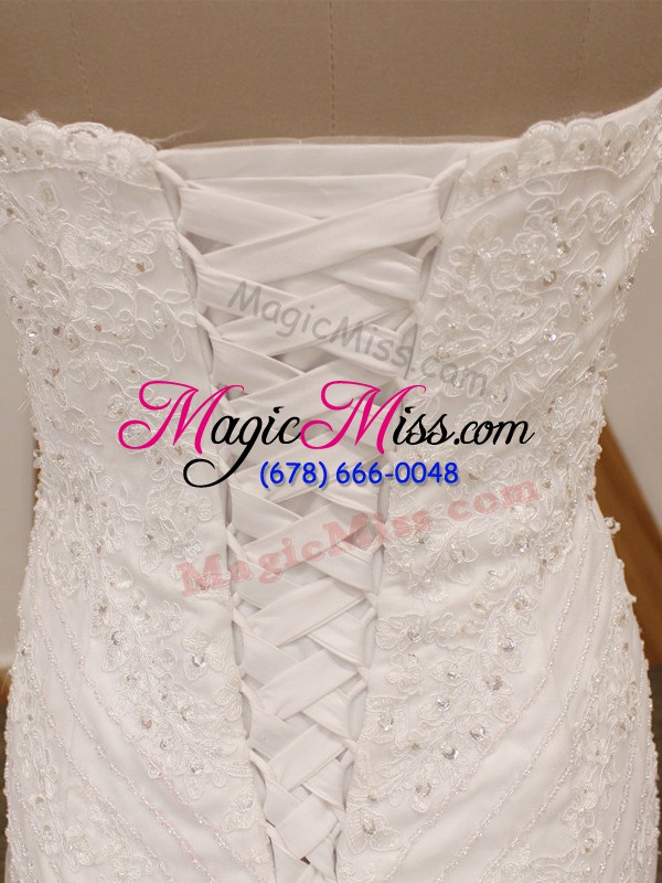 wholesale eye-catching sleeveless lace lace up bridal gown with white brush train