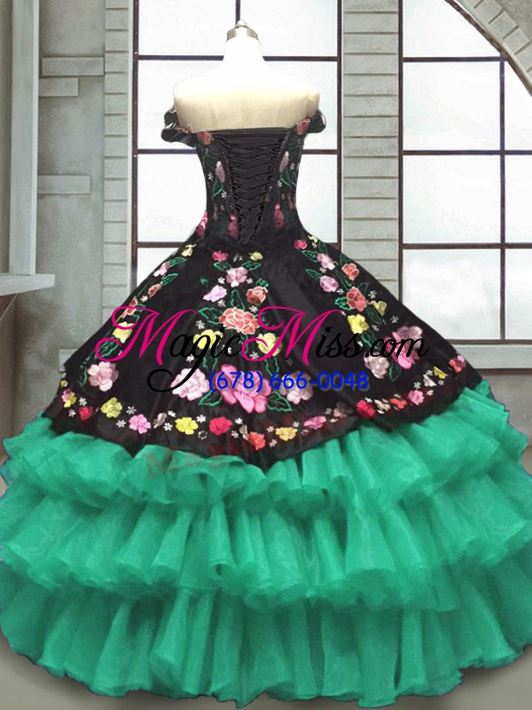 wholesale customized sleeveless embroidery and ruffled layers lace up 15th birthday dress