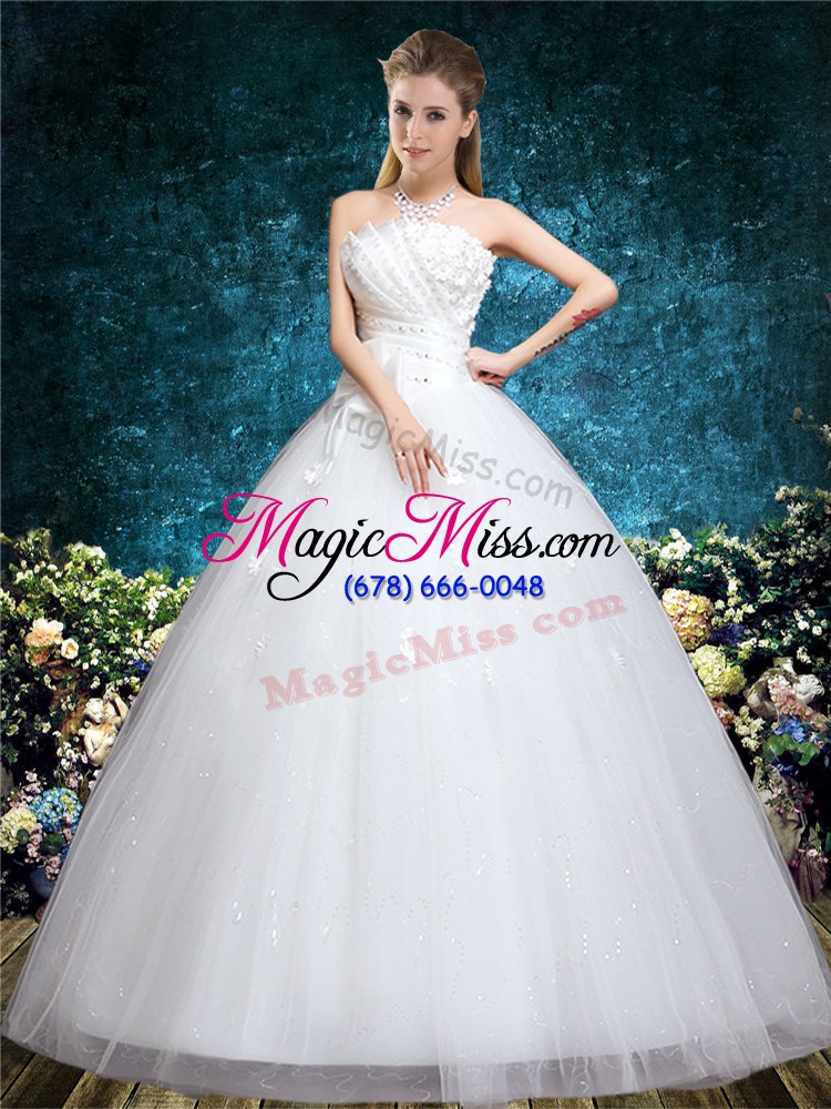 wholesale flare white sleeveless floor length appliques and embroidery lace up bridal gown