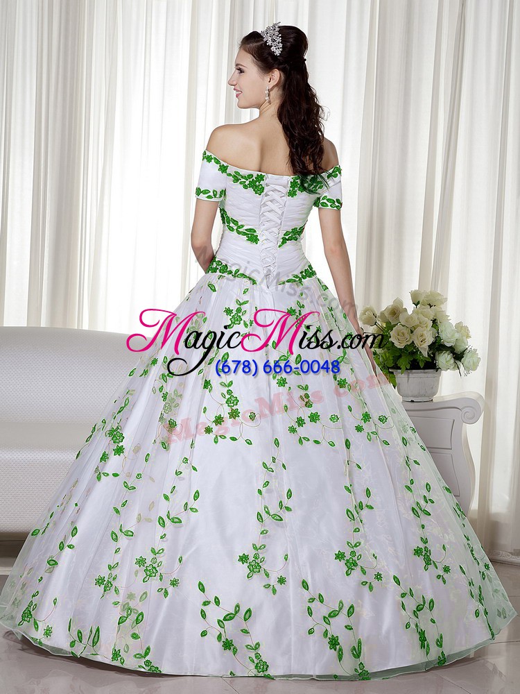 wholesale white organza lace up off the shoulder short sleeves floor length quinceanera gown embroidery