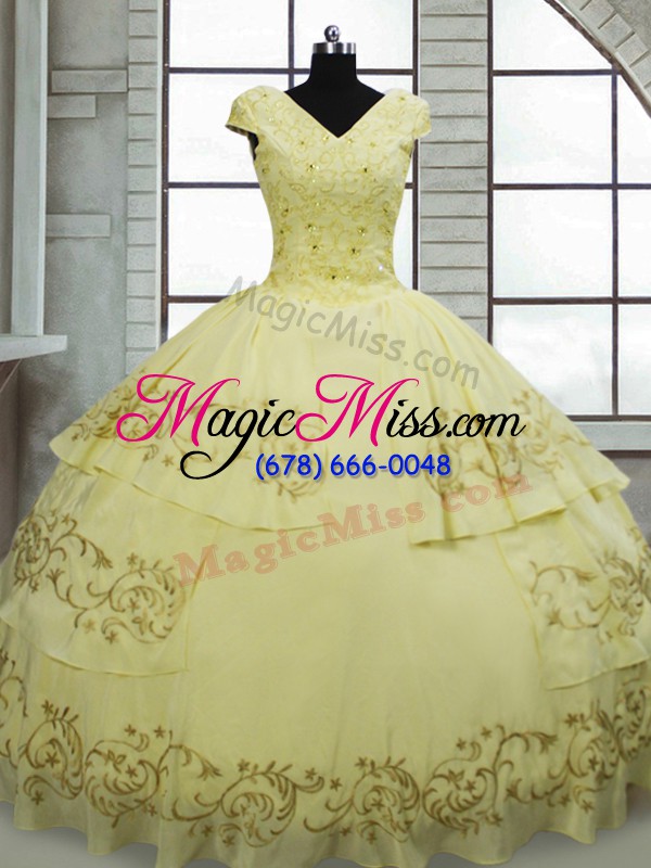 wholesale light yellow ball gowns beading and embroidery quinceanera dresses lace up satin and chiffon cap sleeves