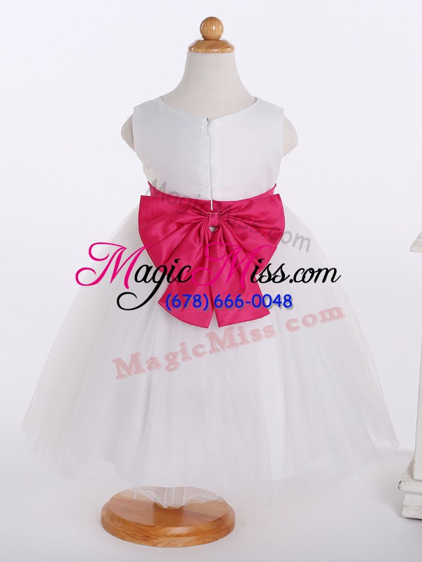 wholesale captivating white tulle zipper flower girl dress sleeveless knee length bowknot and hand made flower