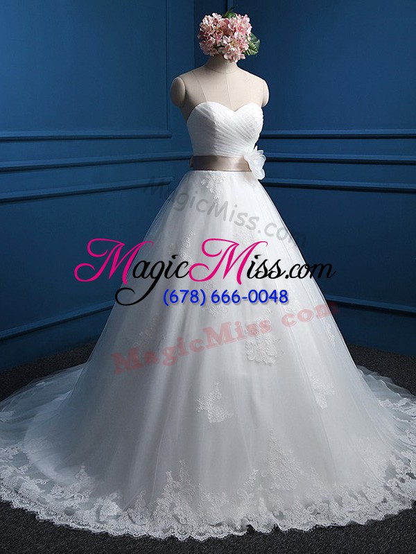 wholesale stylish appliques and hand made flower wedding dress white lace up sleeveless brush train