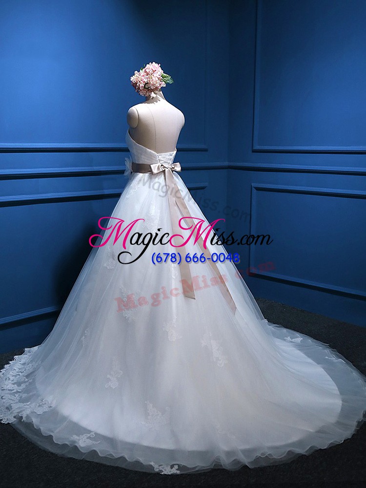 wholesale stylish appliques and hand made flower wedding dress white lace up sleeveless brush train