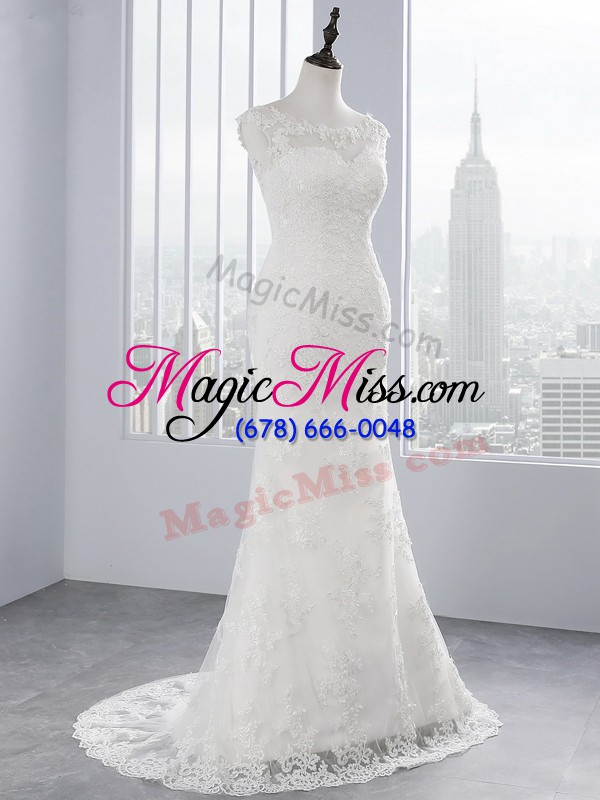 wholesale customized sleeveless lace zipper wedding dress in white with lace and appliques