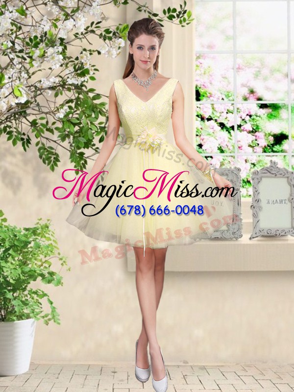 wholesale simple sleeveless knee length lace and belt lace up dama dress with light yellow