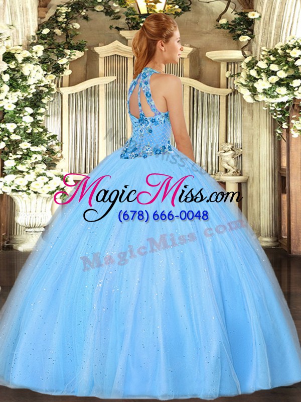 wholesale dramatic halter top sleeveless tulle quince ball gowns embroidery lace up