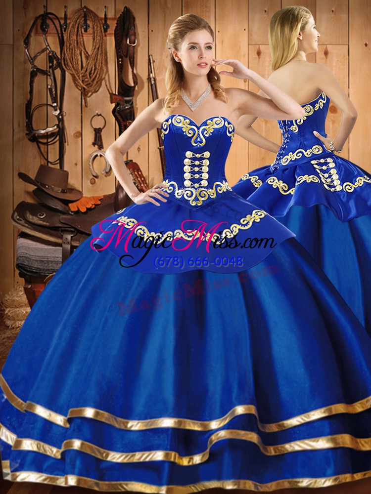 wholesale delicate blue satin and tulle lace up sweetheart long sleeves floor length ball gown prom dress embroidery