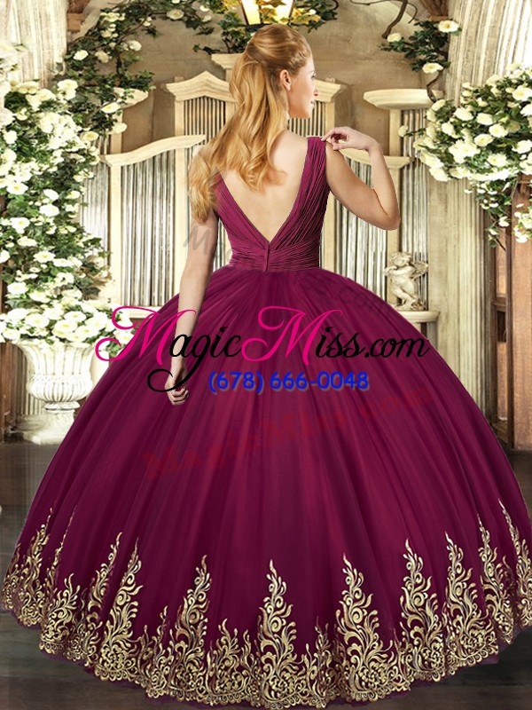 wholesale customized sleeveless tulle floor length backless ball gown prom dress in fuchsia with beading and appliques and ruching