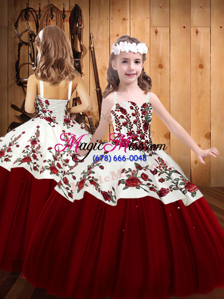 wholesale new arrival sleeveless tulle floor length lace up quinceanera gowns in wine red with embroidery