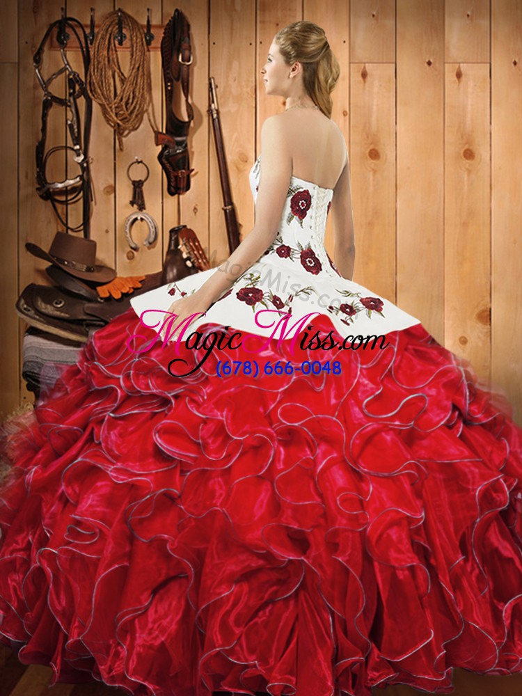 wholesale white and red lace up vestidos de quinceanera embroidery and ruffles sleeveless floor length