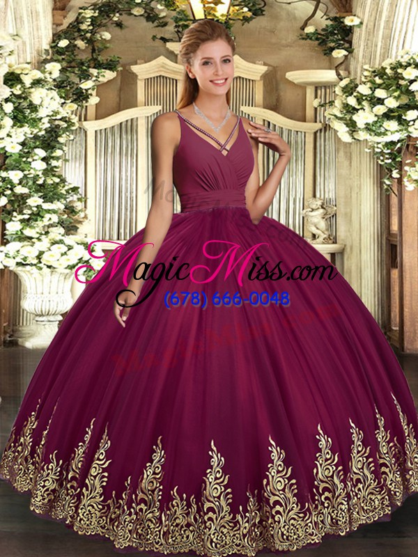 wholesale burgundy ball gowns tulle v-neck sleeveless beading and appliques floor length backless quinceanera gown