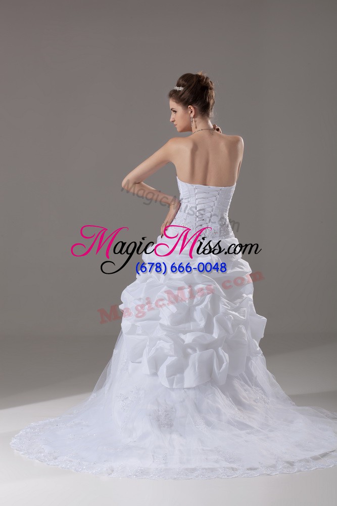 wholesale lace up wedding gowns white for wedding party with beading and lace and pick ups brush train