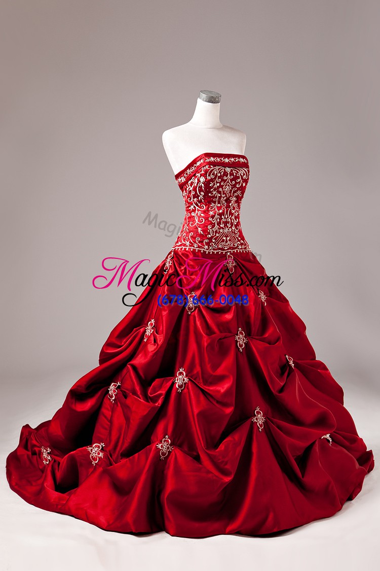 wholesale adorable wine red ball gowns taffeta strapless sleeveless embroidery and pick ups lace up quinceanera dress brush train