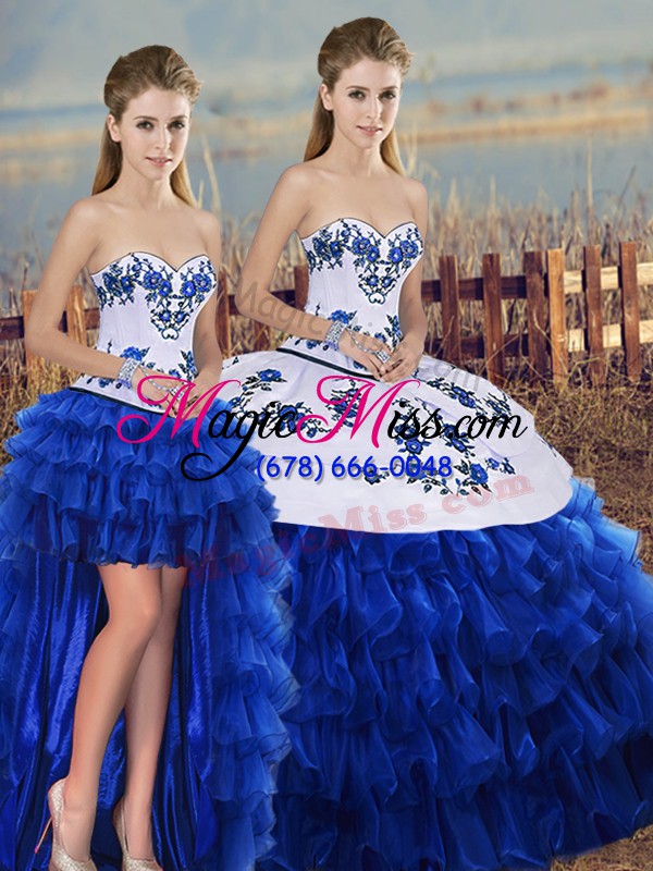 wholesale romantic organza sweetheart sleeveless lace up embroidery and ruffled layers and bowknot 15th birthday dress in royal blue