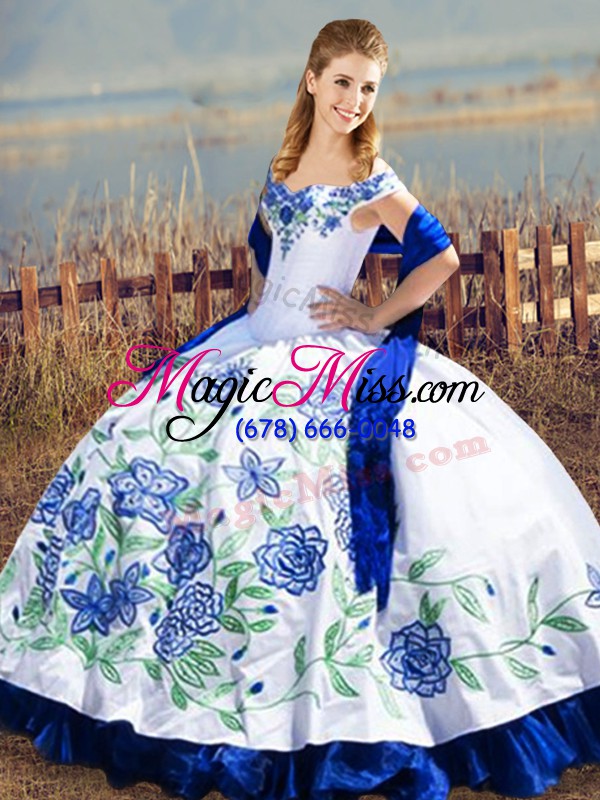 wholesale blue and white ball gown prom dress sweet 16 and quinceanera with embroidery off the shoulder sleeveless lace up
