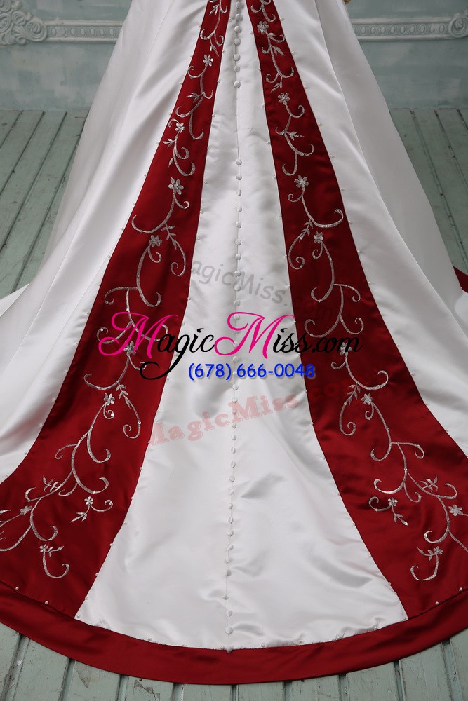 wholesale white ball gowns beading and embroidery wedding dresses lace up satin sleeveless