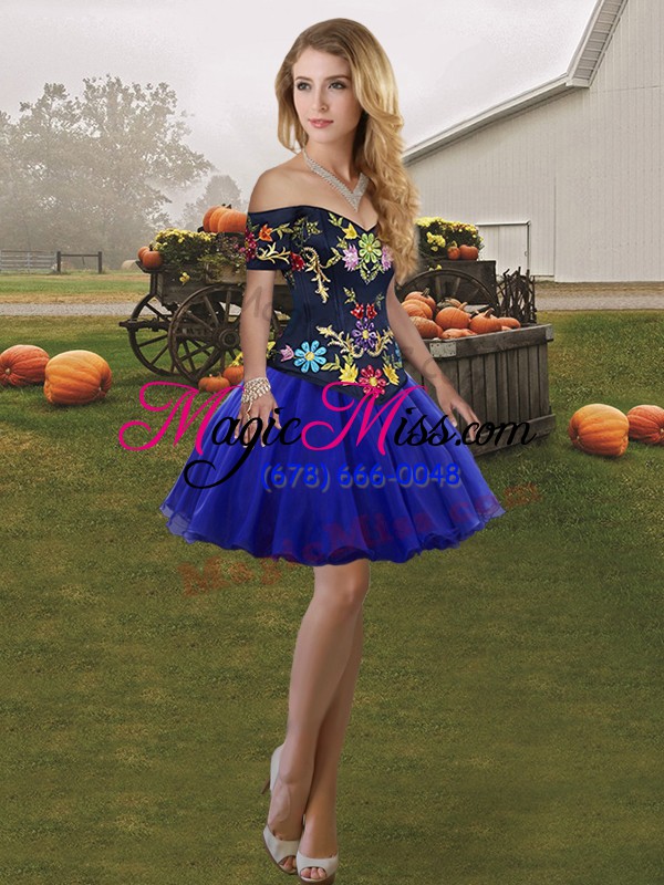 wholesale royal blue sweet 16 quinceanera dress military ball and sweet 16 and quinceanera with embroidery off the shoulder sleeveless lace up