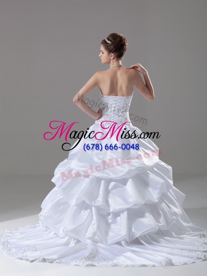 wholesale best selling sweetheart sleeveless taffeta bridal gown embroidery and pick ups brush train lace up