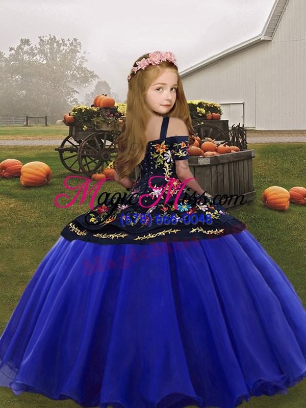 wholesale organza spaghetti straps sleeveless lace up embroidery and ruffles girls pageant dresses in royal blue