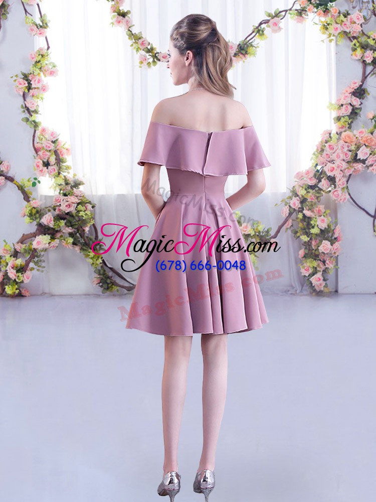wholesale charming pink chiffon zipper off the shoulder short sleeves mini length dama dress for quinceanera ruching