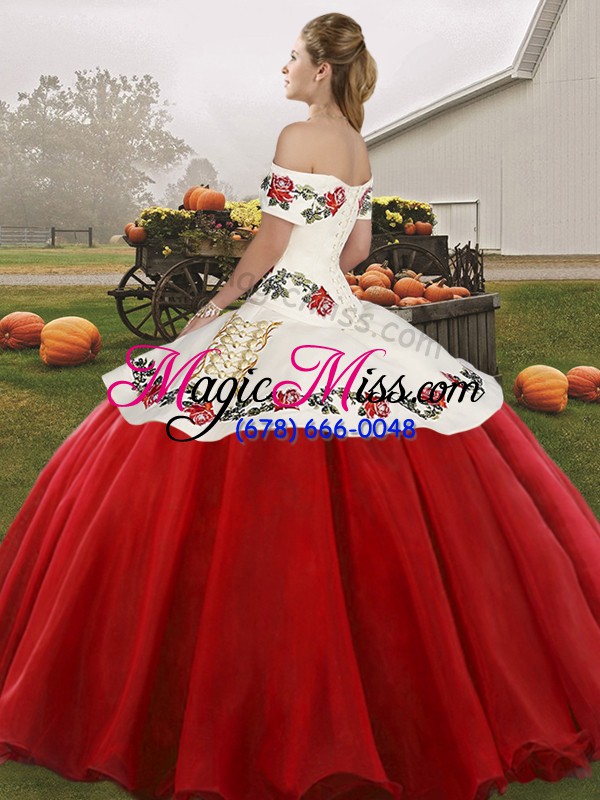 wholesale vintage sleeveless floor length embroidery lace up quinceanera gowns with fuchsia