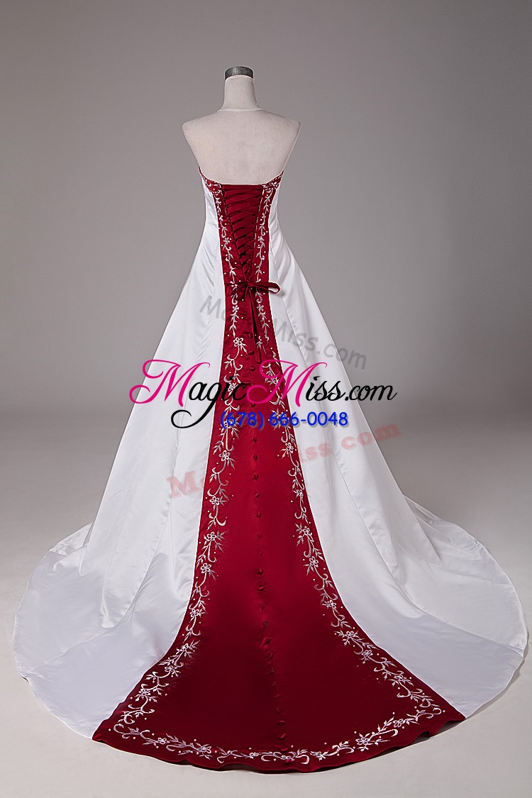 wholesale white ball gowns beading and embroidery wedding dresses lace up satin sleeveless