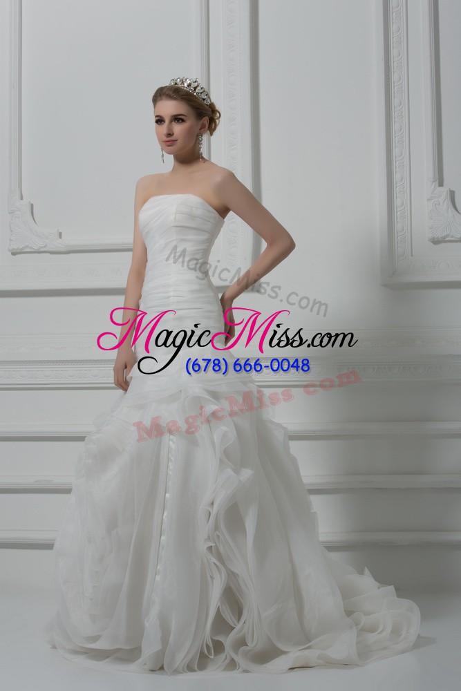wholesale popular fabric with rolling flowers strapless sleeveless brush train lace up ruching wedding gown in white